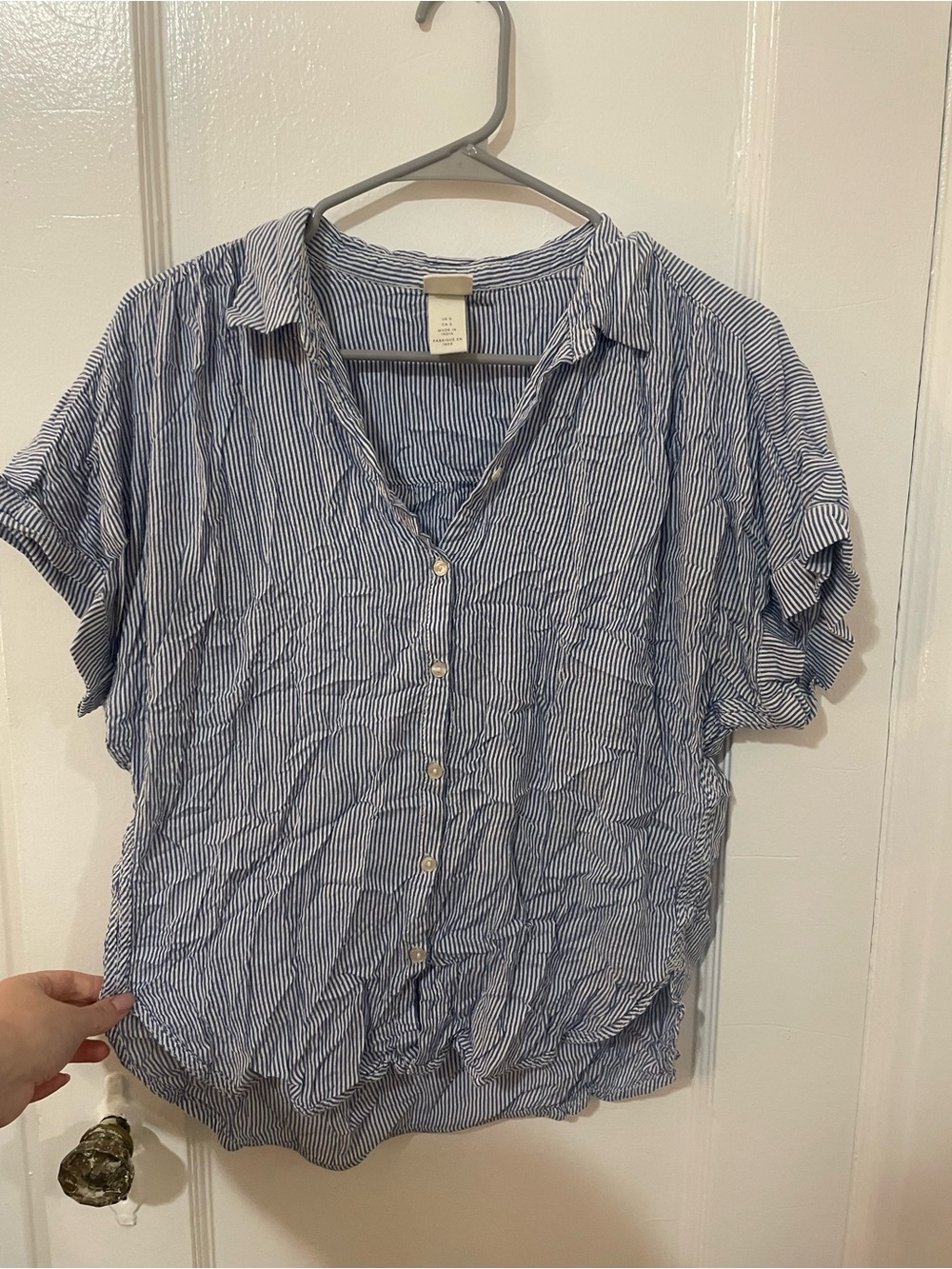 H&M Navy and White Pinstripe Short-Sleeve Button-Down